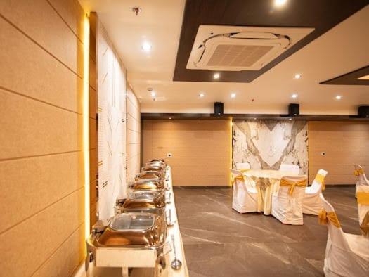 Hotel Emerald Inn Bhopal Exterior foto